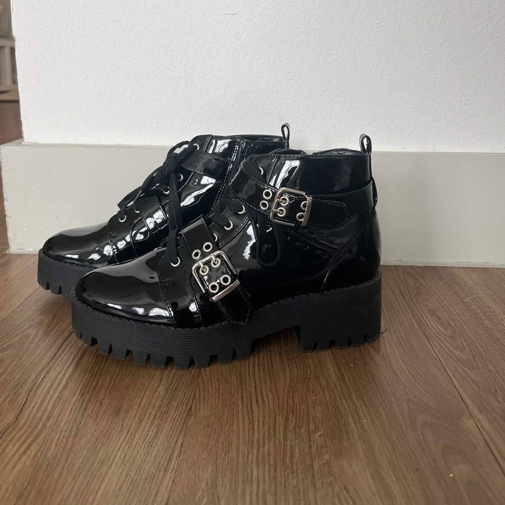 Platform Chunky Black Booties